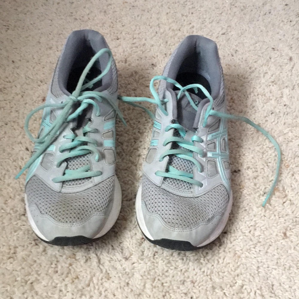 Grey Running shoes